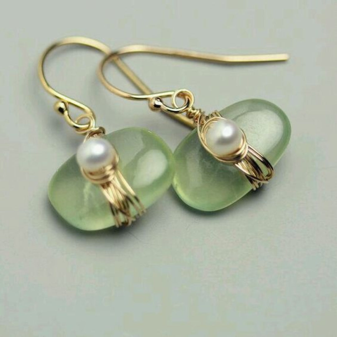 Caravanas con Perlas y Piedra Verde Vintage