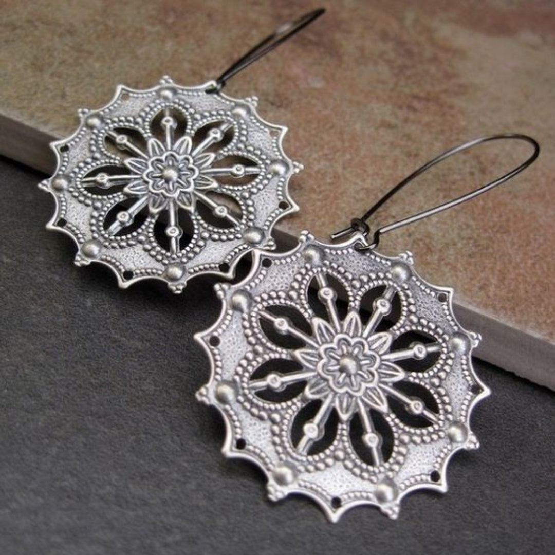 Caravanas Vintage Mandala en Plata