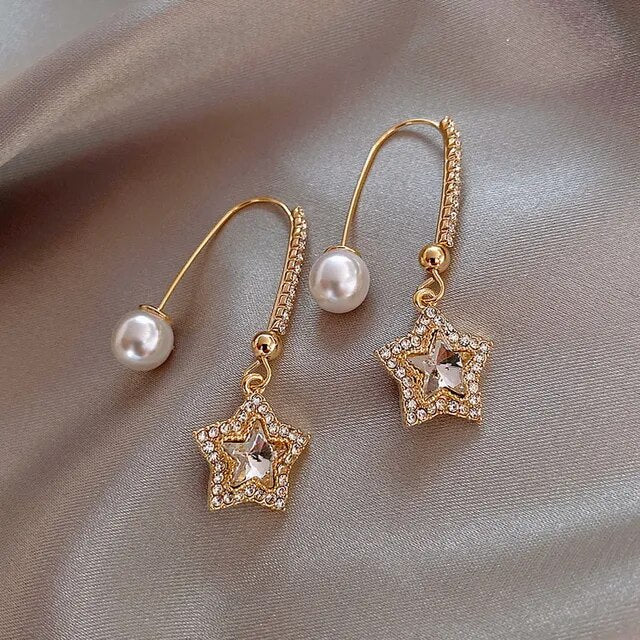 Caravanas de Estrellas Brillantes con Perlas