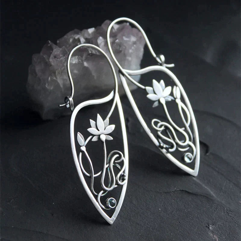 Caravanas Flor de Loto en Plata de Ley