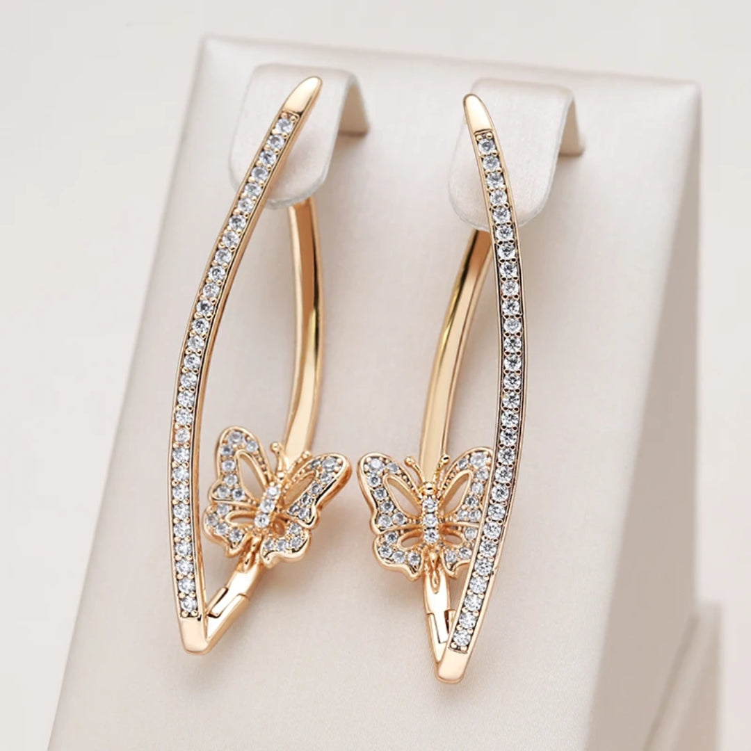 Caravanas Elegantes de Mariposa Brillante