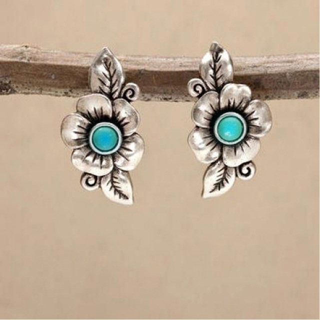 Caravanas Boho con Flor de Ópalo Azul en Plata
