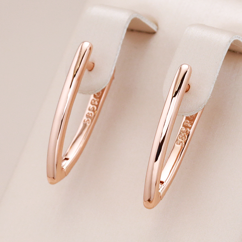 Caravanas de Oro Elegante