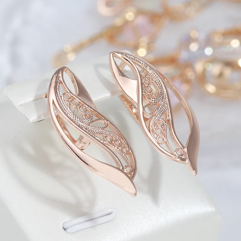 Caravanas Elegantes Élficos Dorados
