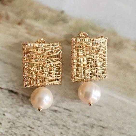 Caravanas de Hilo Dorado con Perlas Vintage