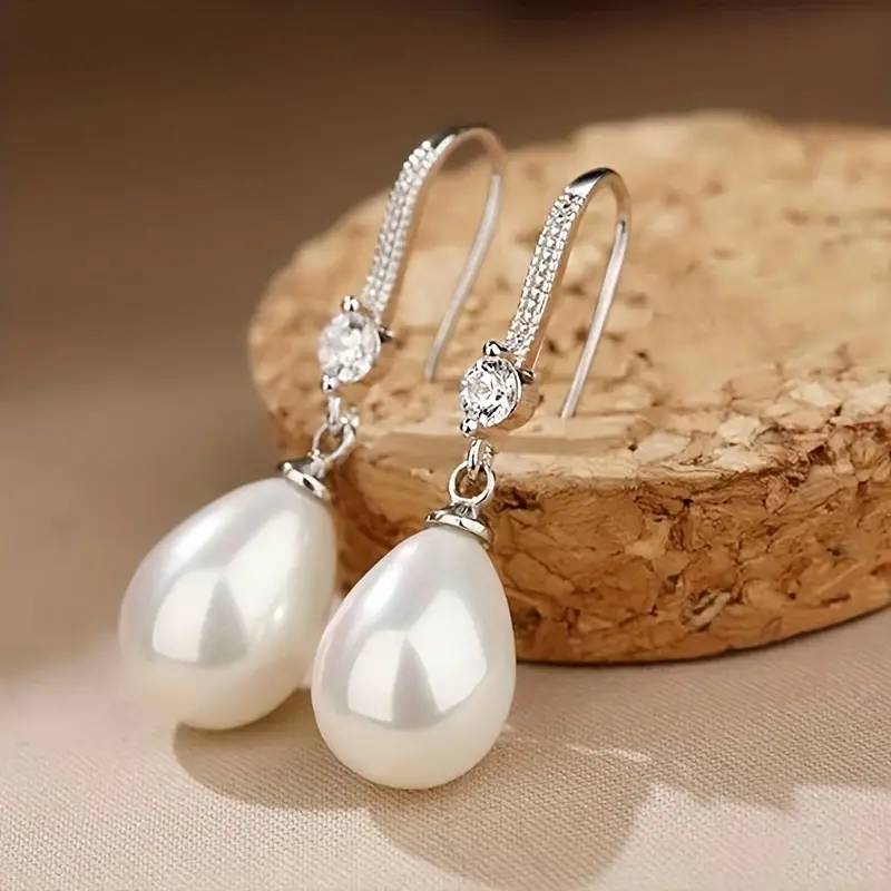 Caravanas con Perlas Colgantes Brillantes