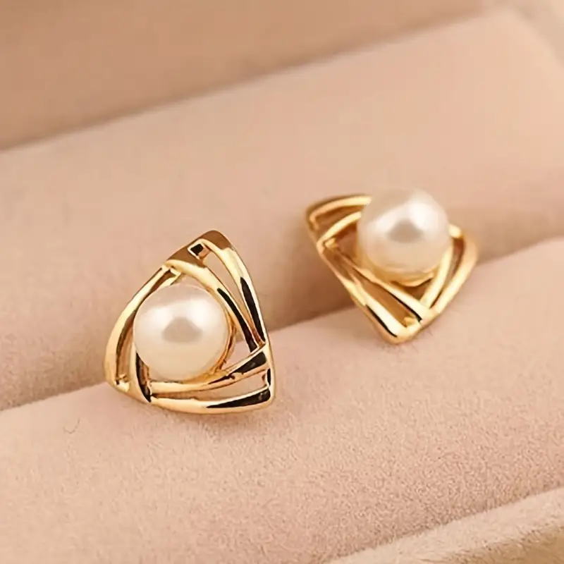 Caravanas con Perlas y Oro Elegantes